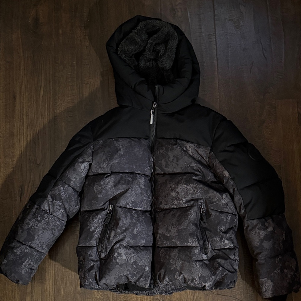 ZeroXposur Black and Dark Gray Puffer Jacket